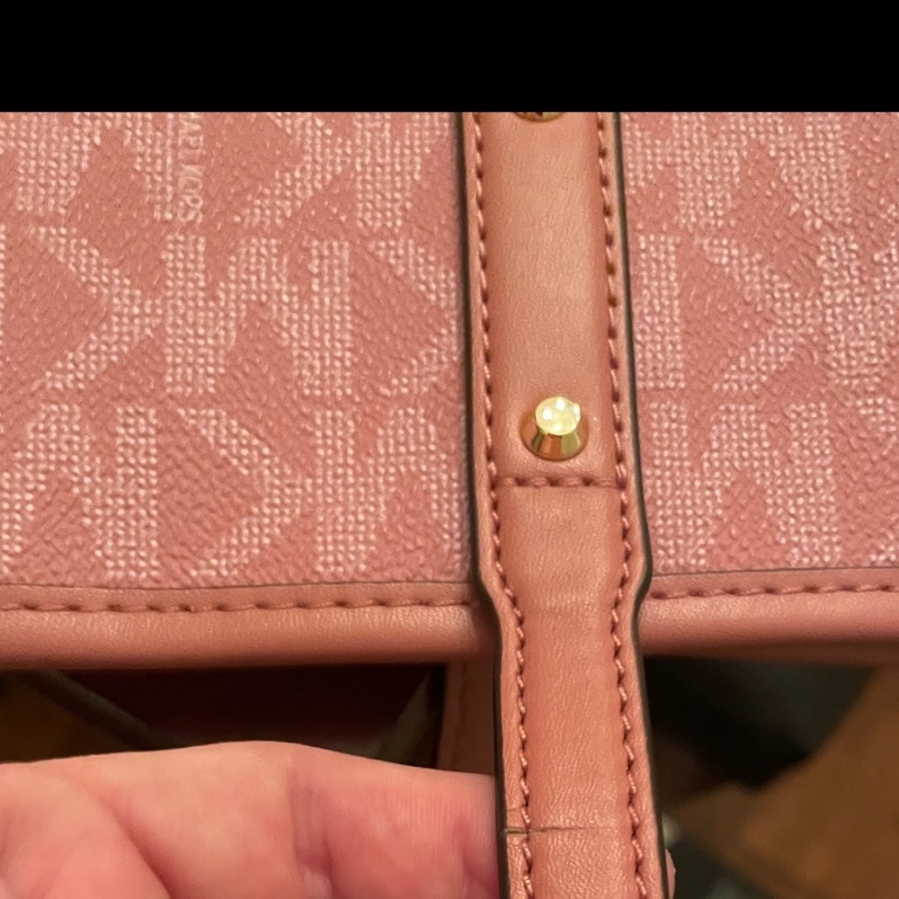 Michael Kors Carter Large Open Tote Bag NWT - Picture 8 of 8